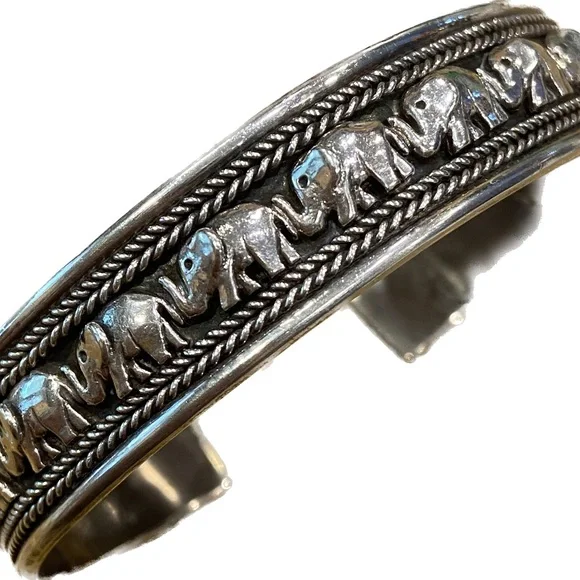 Vintage Sterling 925 elephant pave cuff bracelet Bali 80s good luck trunks up - Picture 7 of 10